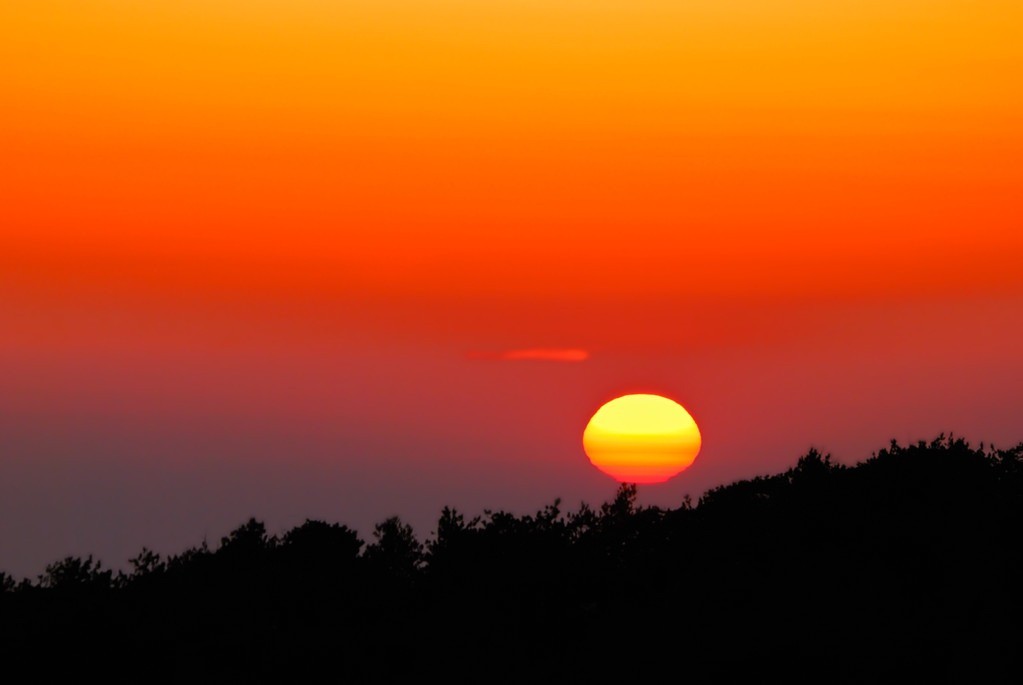 Sacral Chakra Meditation (Svadhisthana): An Easy Guide for Beginners